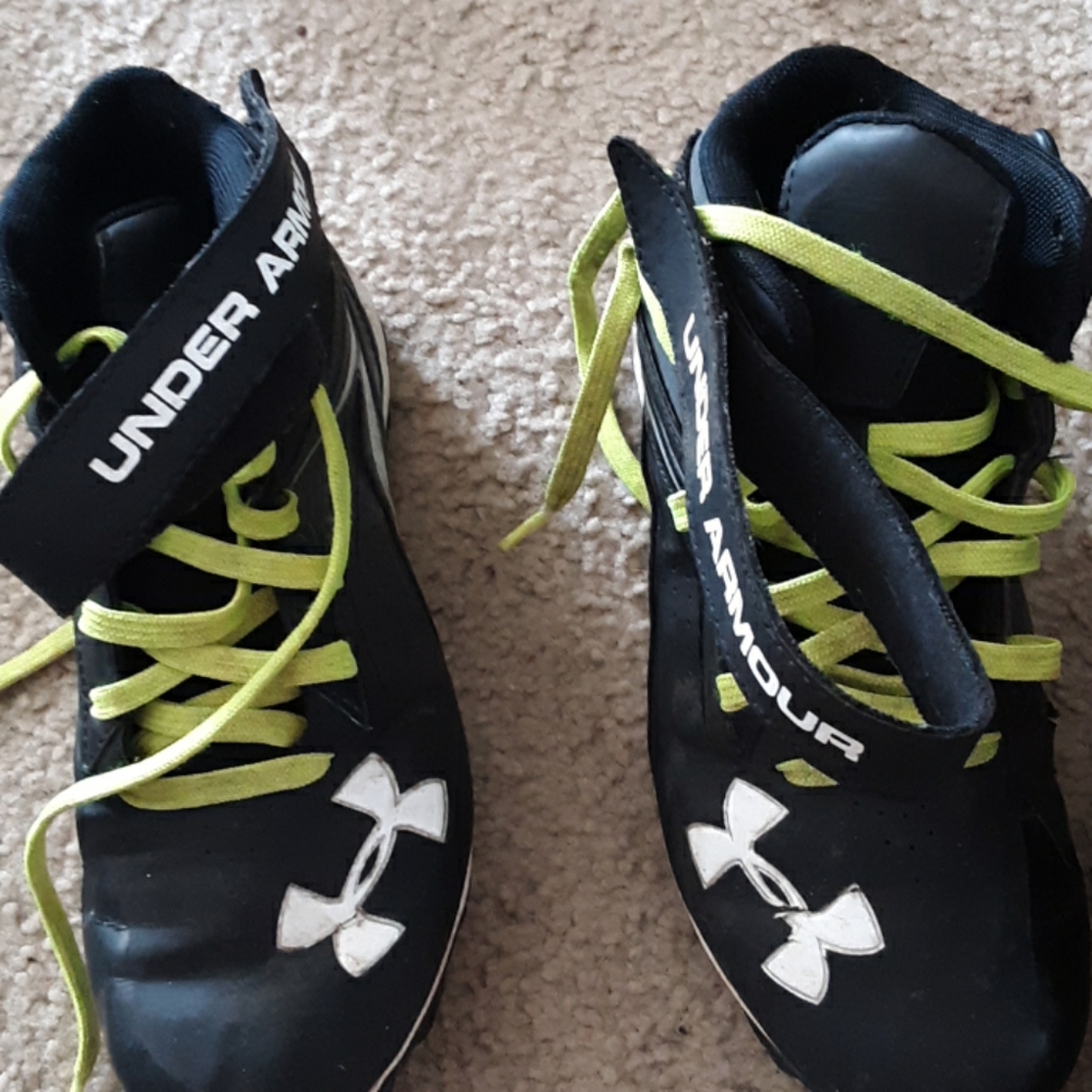Under Armor Kleets